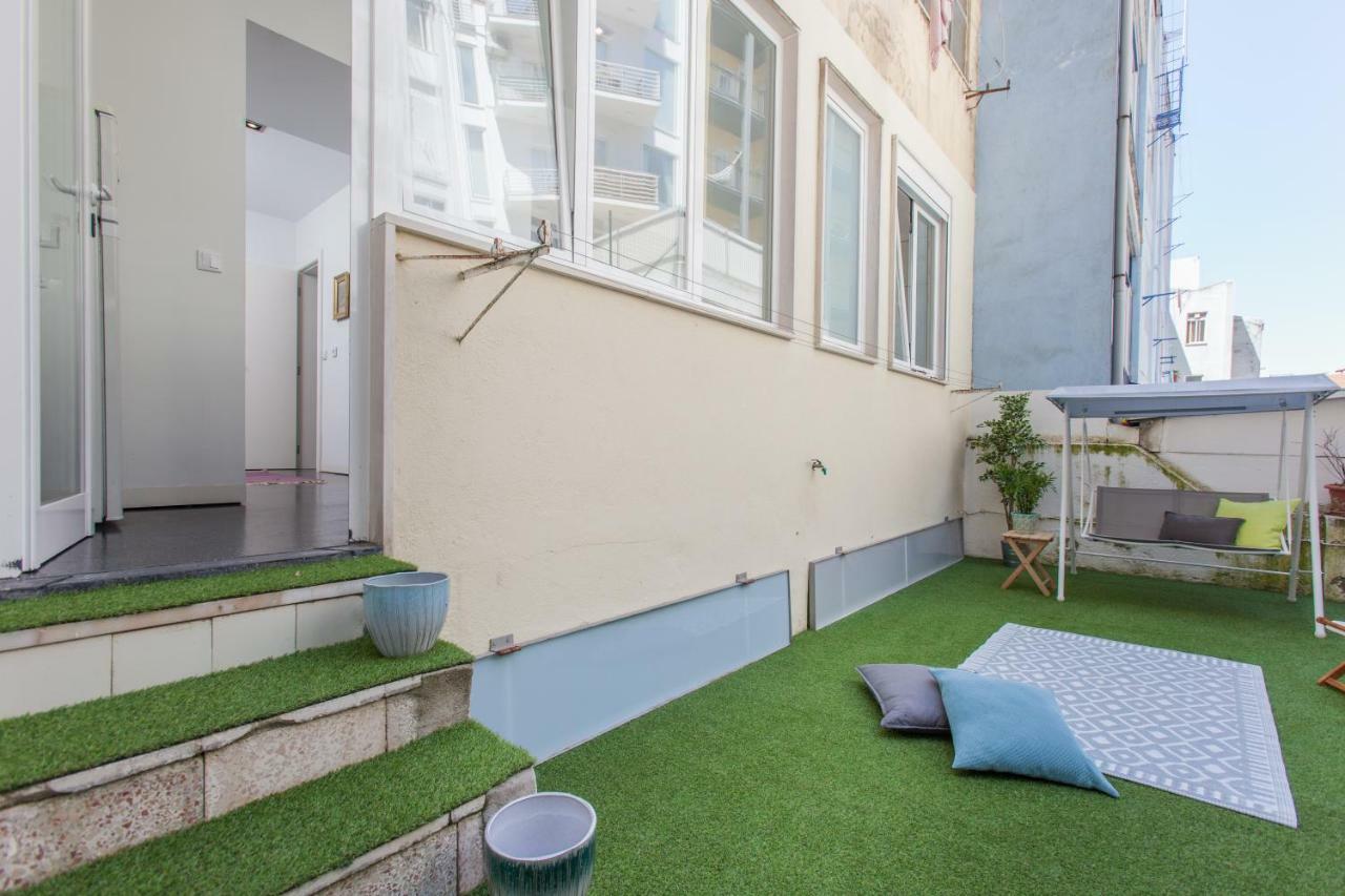 Renovated Apart With Private Courtyard, By Timecooler Лісабон Екстер'єр фото